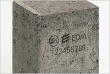 MDLシリーズ印字事例(コンクリートブロックへの印字)